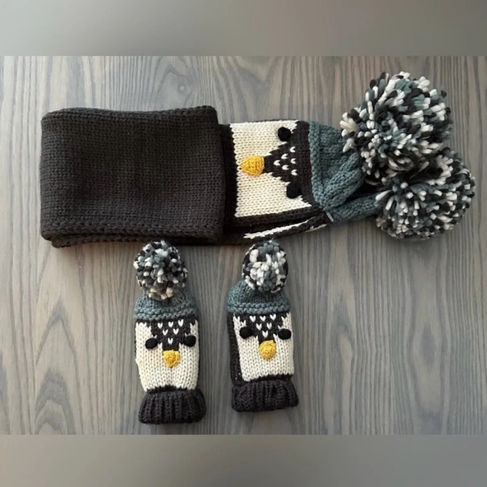 ZARA TODDLER GIRL PENGUIN SCARF AND GLOVES